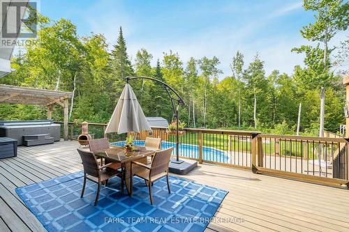 116 Mamie Avenue, Wasaga Beach, ON - Outdoor With Above Ground Pool With Deck Patio Veranda