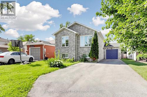 90 Barre Drive, Barrie, ON - Outdoor With Facade