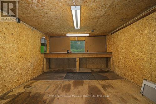 Workshop interior w hydro - 15 Victoria Street W, Seguin, ON - Indoor Photo Showing Other Room