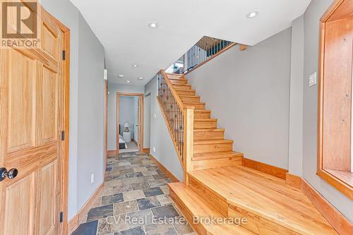 156 Chamonix Crescent, Blue Mountains, ON - Indoor Photo Showing Other Room