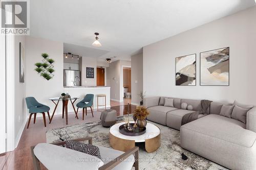 1707 - 4889 Kimbermount Avenue, Mississauga, ON - Indoor Photo Showing Living Room