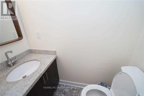 4887 Natkarni Crescent, Mississauga, ON - Indoor Photo Showing Bathroom