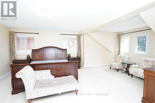 4887 Natkarni Crescent, Mississauga, ON - Indoor Photo Showing Bedroom