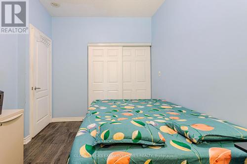 33 Elm Drive W, Mississauga, ON - Indoor Photo Showing Bedroom