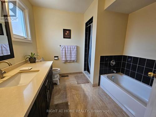 710 Ashprior Avenue, Mississauga, ON - Indoor Photo Showing Bathroom