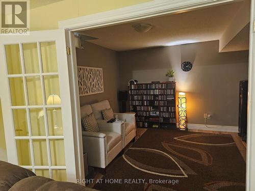 710 Ashprior Avenue, Mississauga, ON - Indoor