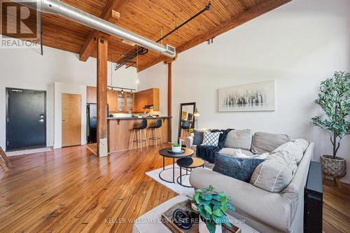 127 - 26 Ontario Street, Guelph, ON - Indoor Photo Showing Living Room