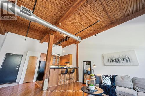 127 - 26 Ontario Street, Guelph, ON - Indoor Photo Showing Living Room