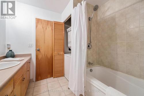 127 - 26 Ontario Street, Guelph, ON - Indoor Photo Showing Bathroom