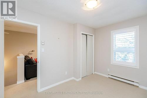 90 - 127 Alfred Street W, Blue Mountains, ON - Indoor Photo Showing Other Room