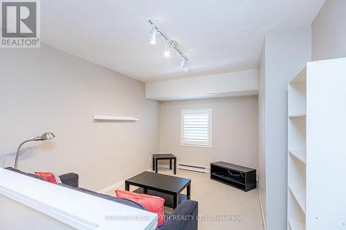 90 - 127 Alfred Street W, Blue Mountains, ON - Indoor Photo Showing Other Room