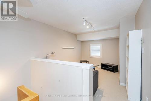 90 - 127 Alfred Street W, Blue Mountains, ON - Indoor Photo Showing Other Room