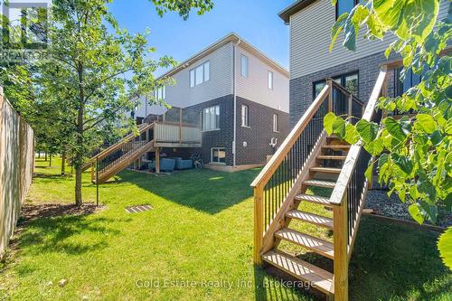 85 - 135 Hardcastle Drive, Cambridge, ON - Outdoor