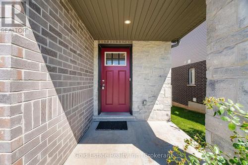 85 - 135 Hardcastle Drive, Cambridge, ON - Outdoor With Exterior