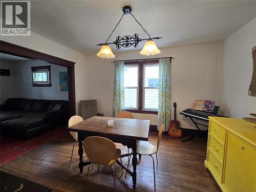 141 Richard Street, Sarnia, ON - Indoor Photo Showing Dining Room