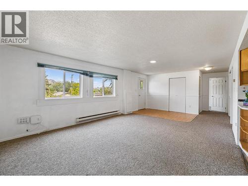 3805 22 Avenue, Vernon, BC - Indoor Photo Showing Other Room