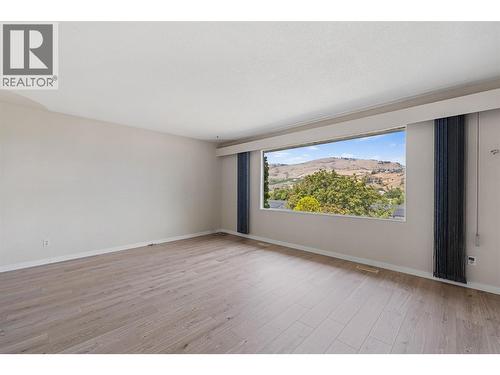 3805 22 Avenue, Vernon, BC - Indoor