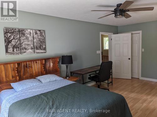 Chalet - 743022 & 743024 Dawson Point Road, Timiskaming (Tim - Outside - Rural), ON - Indoor Photo Showing Bedroom