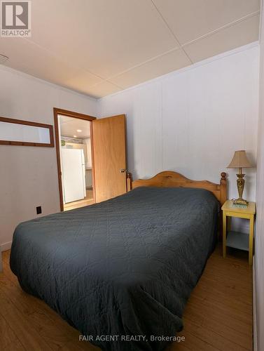 Cottage 2 - 743022 & 743024 Dawson Point Road, Timiskaming (Tim - Outside - Rural), ON - Indoor Photo Showing Bedroom