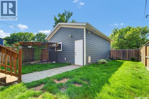 2218 St Andrews Avenue, Saskatoon, SK - Outdoor With Exterior