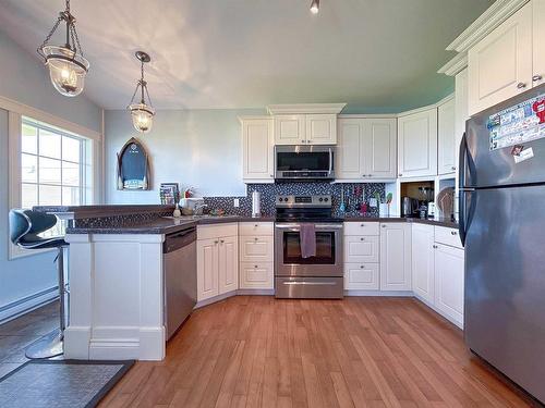 11 Bay View Lane, Launching, PE - Indoor Photo Showing Kitchen