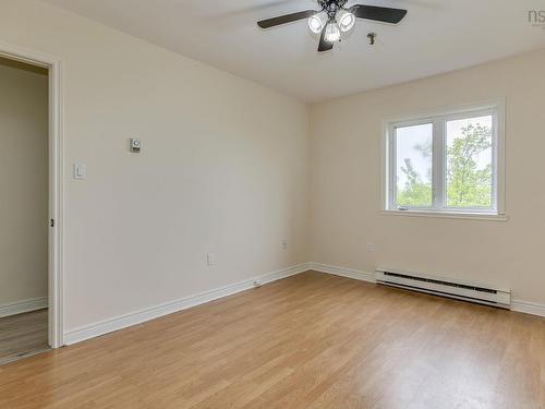 #417 15 Langbrae Drive, Clayton Park, NS - Indoor Photo Showing Other Room