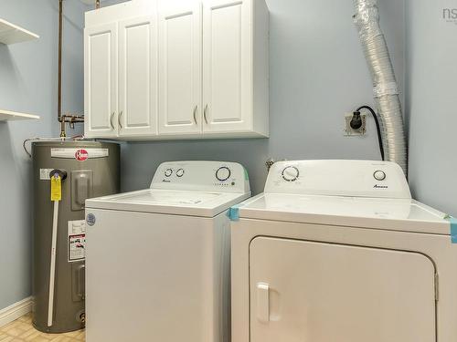 #417 15 Langbrae Drive, Clayton Park, NS - Indoor Photo Showing Laundry Room