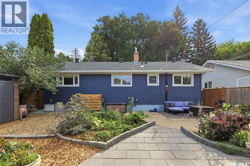 2002 Park Avenue, Saskatoon, SK - Outdoor