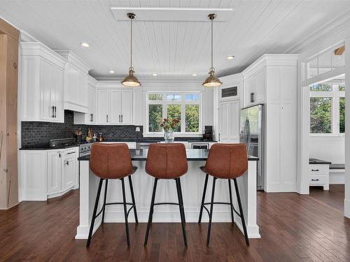 372 Macmillan Point Road, West Covehead, PE - Indoor Photo Showing Kitchen With Upgraded Kitchen