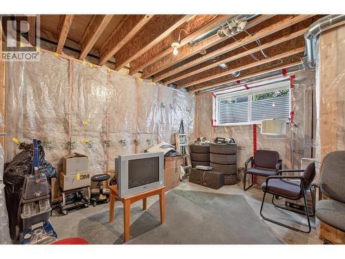 335 Gerstmar Road Unit# 3, Kelowna, BC - Indoor Photo Showing Basement
