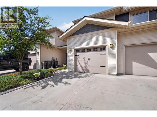 335 Gerstmar Road Unit# 3, Kelowna, BC - Outdoor