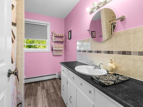 59 Vail Court, Stanhope, PE - Indoor Photo Showing Bathroom