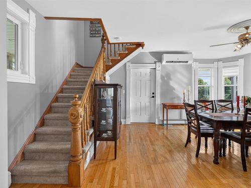 926 Ellerslie Road, Ellerslie-Bideford, PE - Indoor Photo Showing Dining Room