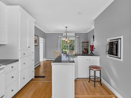 926 Ellerslie Road, Ellerslie-Bideford, PE - Indoor Photo Showing Kitchen