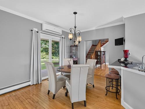 926 Ellerslie Road, Ellerslie-Bideford, PE - Indoor Photo Showing Dining Room