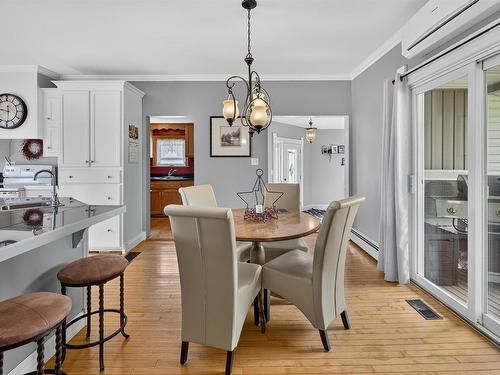 926 Ellerslie Road, Ellerslie-Bideford, PE - Indoor Photo Showing Dining Room