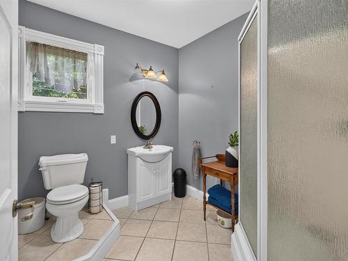 926 Ellerslie Road, Ellerslie-Bideford, PE - Indoor Photo Showing Bathroom