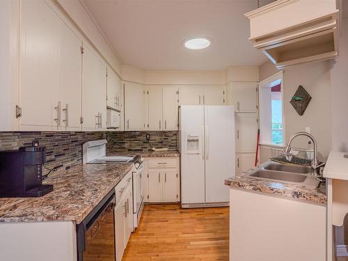 78 Lady Slipper Lane, Murray River, PE - Indoor Photo Showing Kitchen With Double Sink