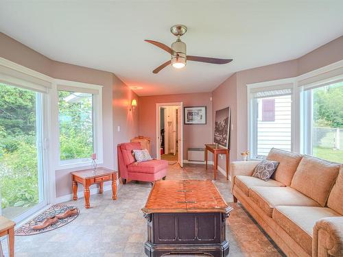 78 Lady Slipper Lane, Murray River, PE - Indoor Photo Showing Living Room