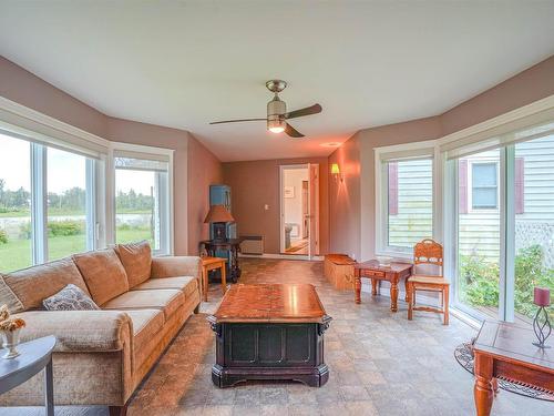 78 Lady Slipper Lane, Murray River, PE - Indoor Photo Showing Living Room