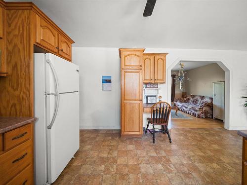 370 Diversion Road, Ellerslie-Bideford, PE - Indoor Photo Showing Kitchen