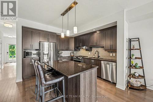 227 King Street, Carleton Place, ON - Indoor Photo Showing Kitchen With Upgraded Kitchen