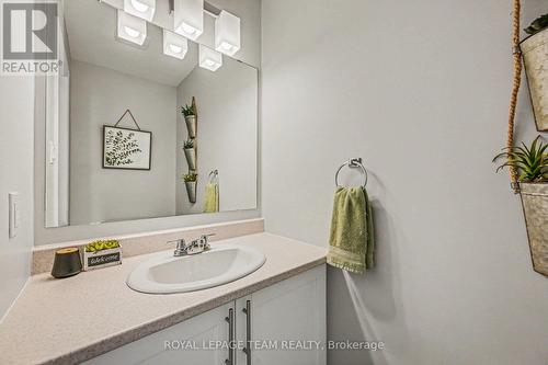 227 King Street, Carleton Place, ON - Indoor Photo Showing Bathroom