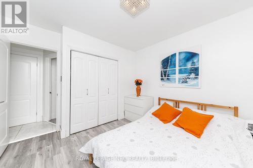 7 Vera Street, St. Catharines (Western Hill), ON - Indoor Photo Showing Bedroom