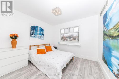 7 Vera Street, St. Catharines (Western Hill), ON - Indoor Photo Showing Bedroom