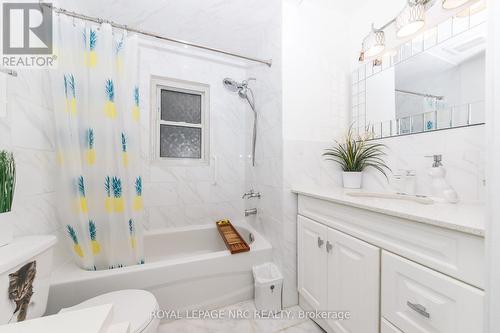 7 Vera Street, St. Catharines (Western Hill), ON - Indoor Photo Showing Bathroom