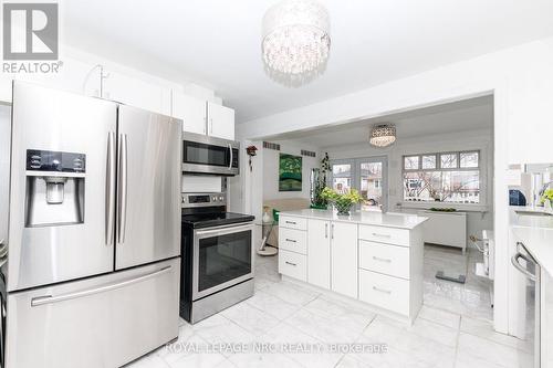 7 Vera Street, St. Catharines (Western Hill), ON - Indoor Photo Showing Kitchen