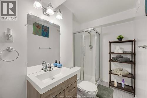 4574 Tumbleweed Crescent, Windsor, ON - Indoor Photo Showing Bathroom