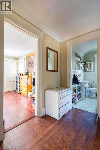 121 Eastbourne Avenue, Hamilton, ON - Indoor