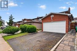 4157 OTTEWELL CRESCENT  Mississauga, ON L4W 4A4